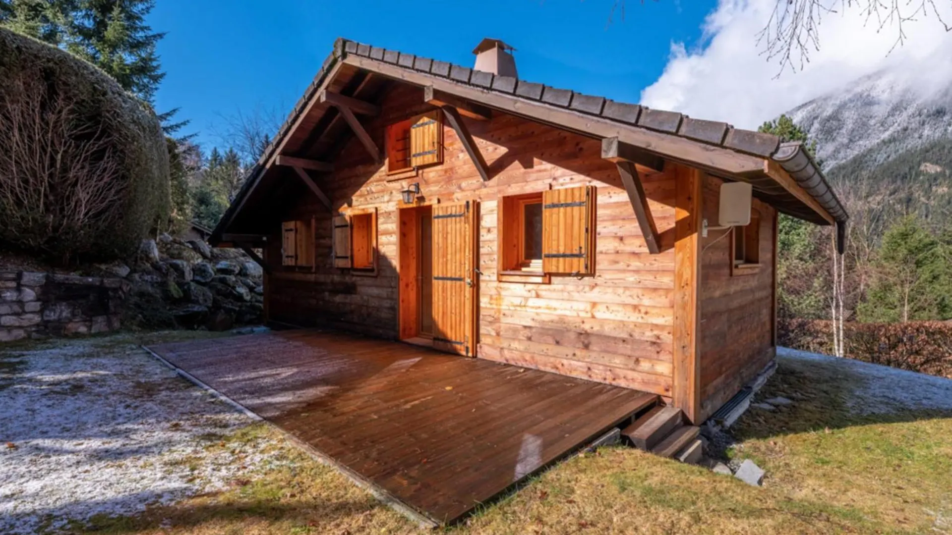 Charming Small Chalet With Aiguille Du Midi View 霞慕尼